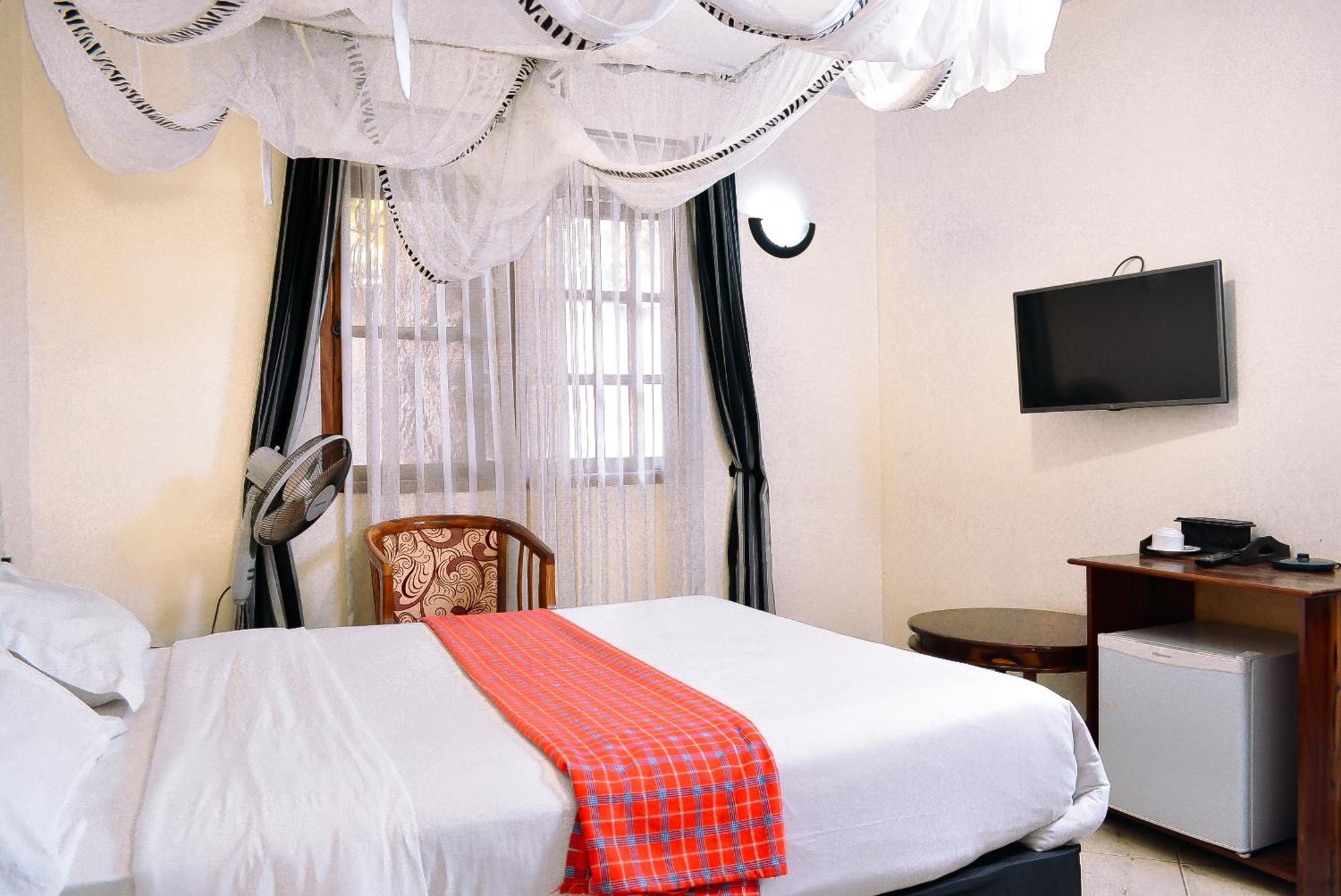 Destination 3Degrees Hotel アルーシャ エクステリア 写真