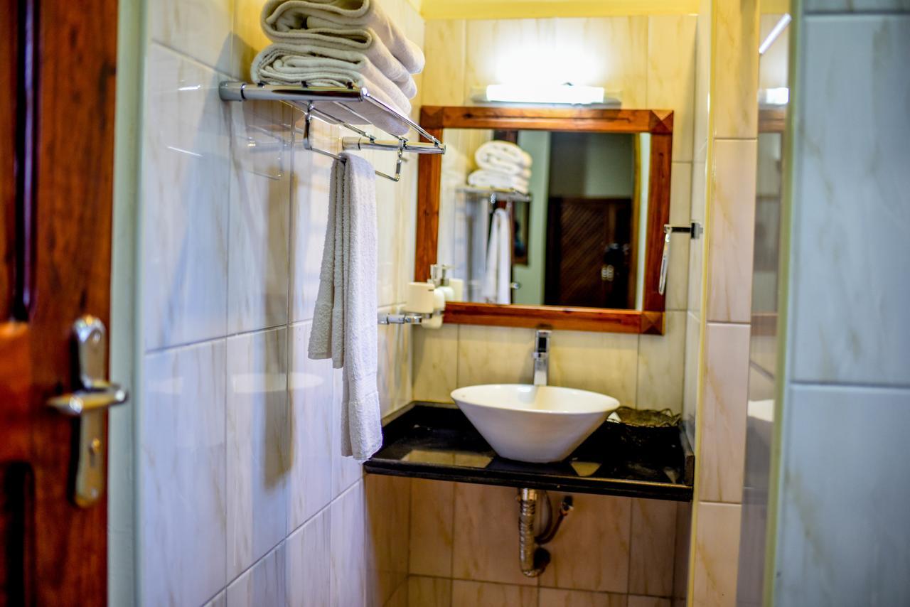 Destination 3Degrees Hotel アルーシャ エクステリア 写真